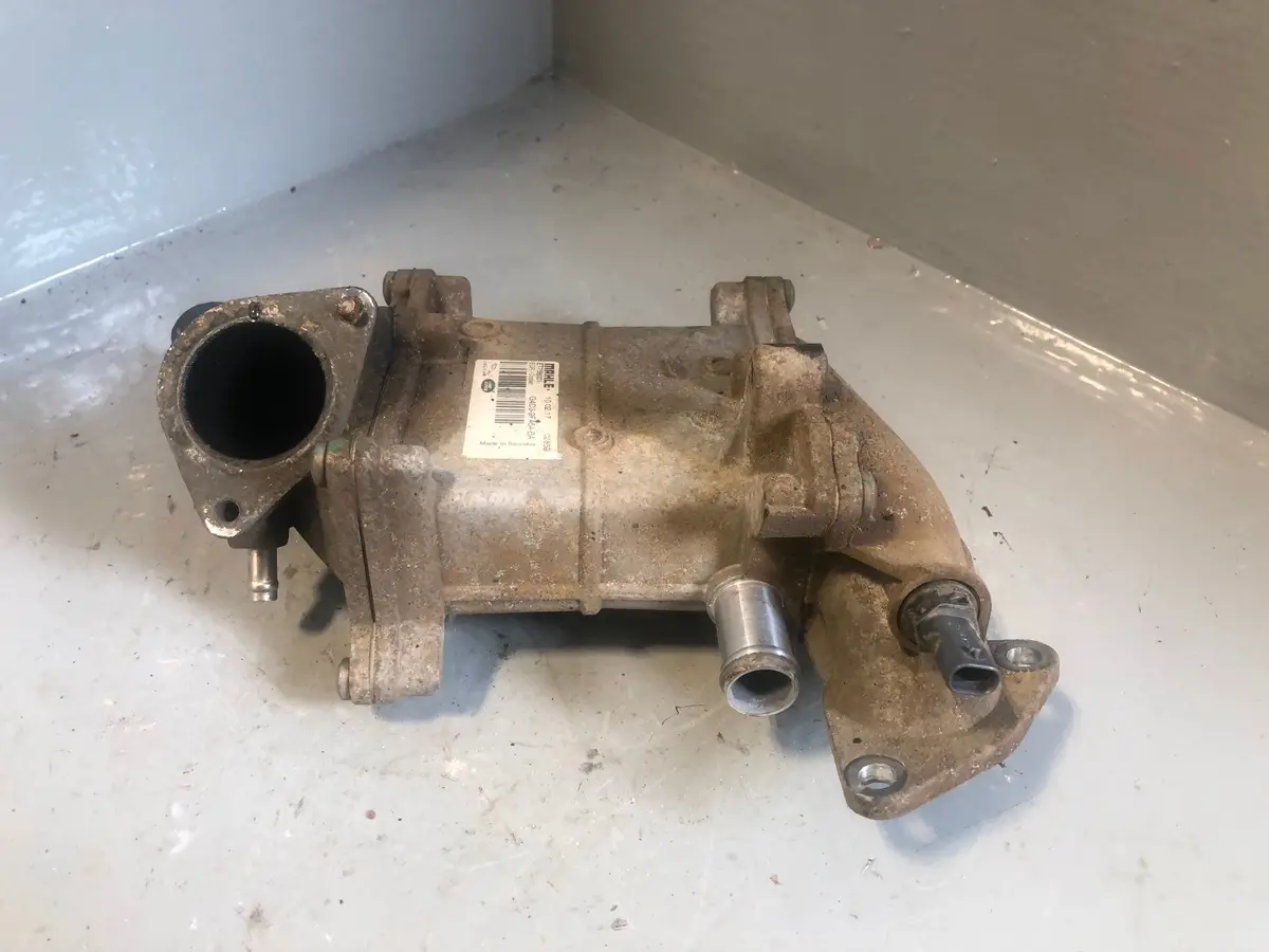 Discovery Sport Egr Cooler 2.0 D G4d3 9F464 Ba L550 Land Rover 2016 To 2019 1