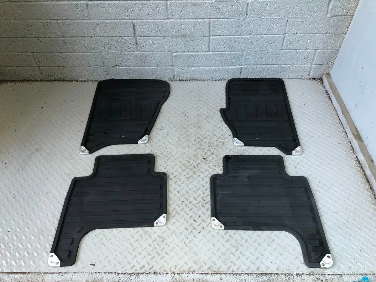 Range Rover Sport Floor Mats Rubber Heavy Duty L320 2005 To 2013 L17026 1