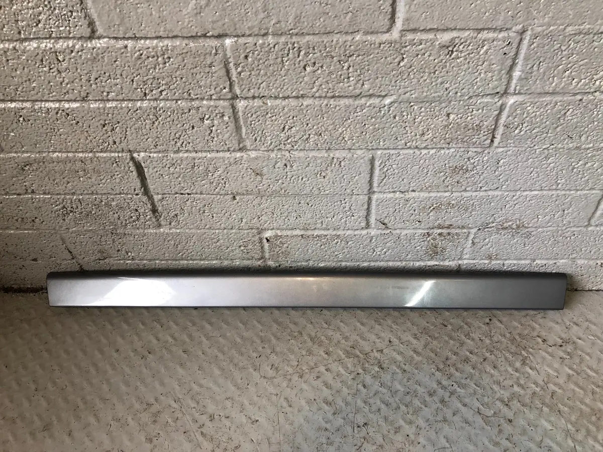 Range Rover Sport Tailgate Trim Orkney Grey Dgp000192 2011 To 2013 L20016 1