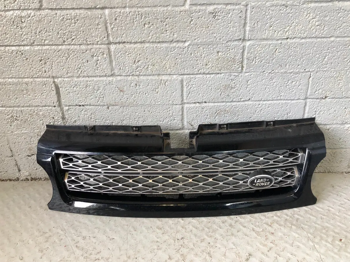 Range Rover Sport Front Grille Facelift In Black And Silver 2009 To 2013 L20016 1