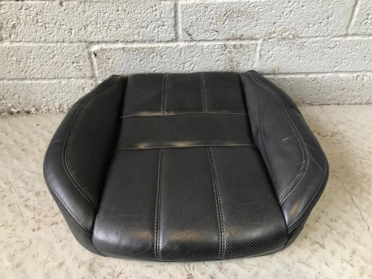 Range Rover Sport Seat Padded Base Near Side Front Black Facelift Heated L20016 1