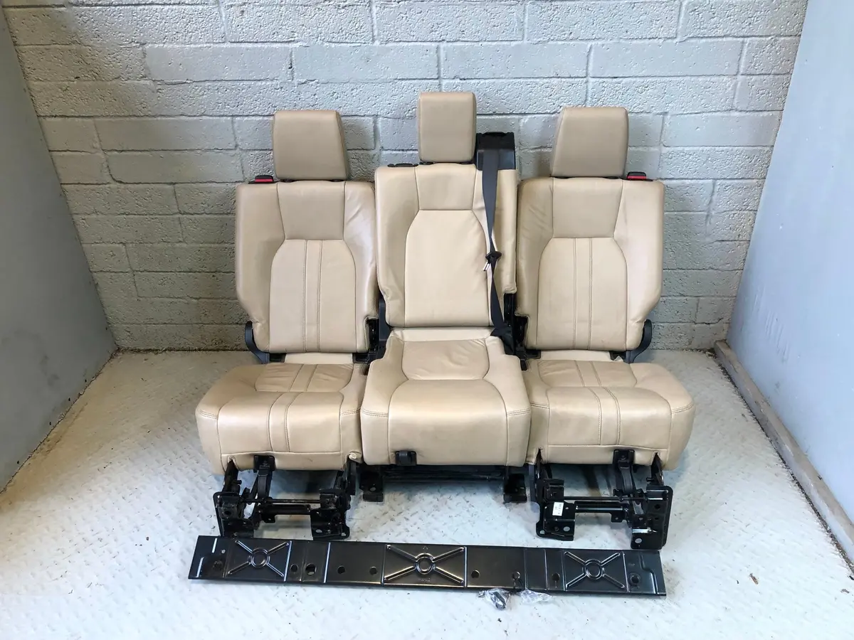 Discovery 4 Seats Rear 2Nd Second Row In Almond Land Rover 2009 To 2016 L05125 1