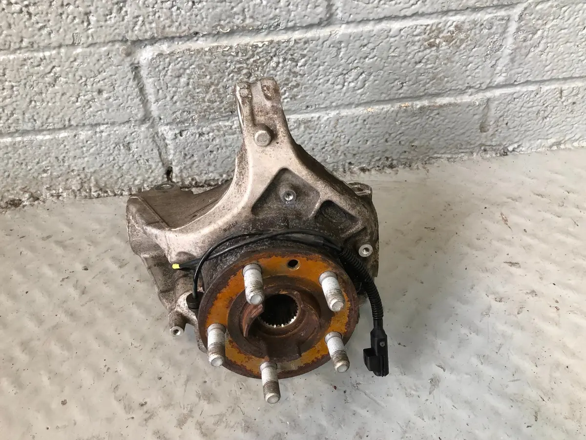 Range Rover Evoque Front Hub Near Side Left Assembly Abs Sensor L538 L27105 1
