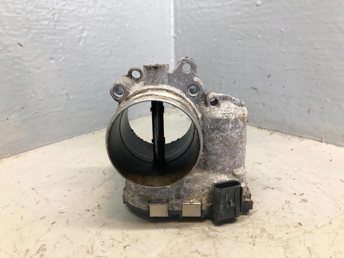 Discovery Sport Throttle Body 2.0 Ingenium 204Dtd G4d3-9F991-Aa L550 Land Rover 1