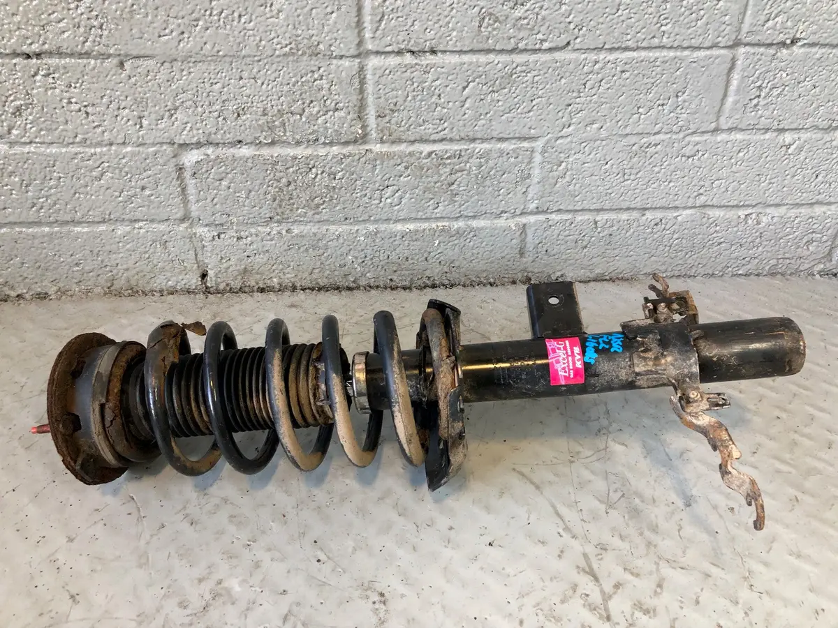 Freelander 2 Suspension Strut Shock Absorber Off Side Rear Land Rover R30125 1