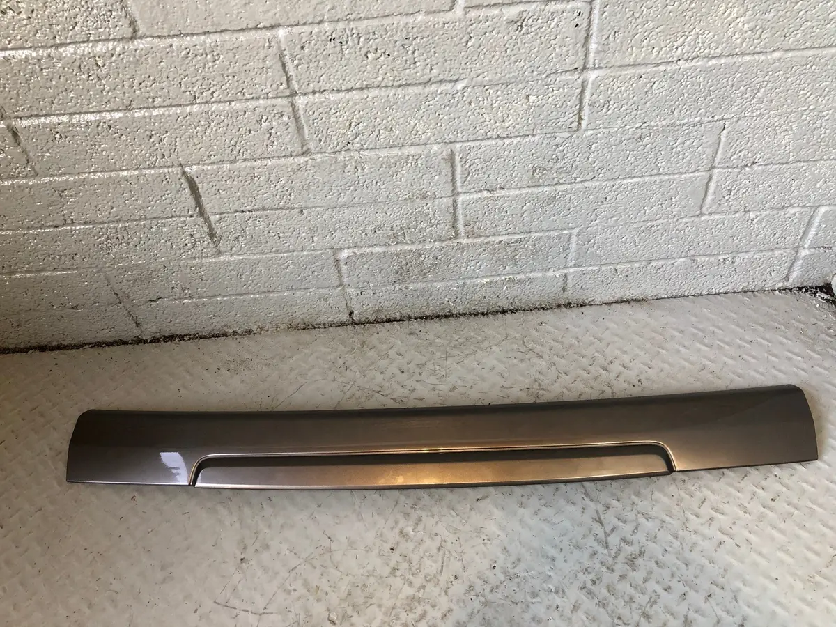 Range Rover Sport Tailgate Handle Trim Nara Bronze Lrc 825 L320 2009 To 2013 1