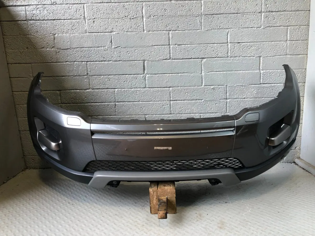 Range Rover Evoque Front Bumper In Corris Grey Lrc 873 L538 2011 To 2014 L27105 1