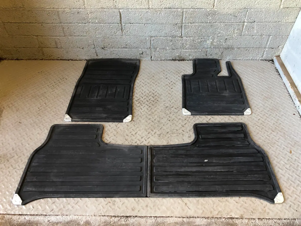 Range Rover L322 Rubber Floor Mats Set Of 4 Heavy Duty 2002 To 2013 R17075 1