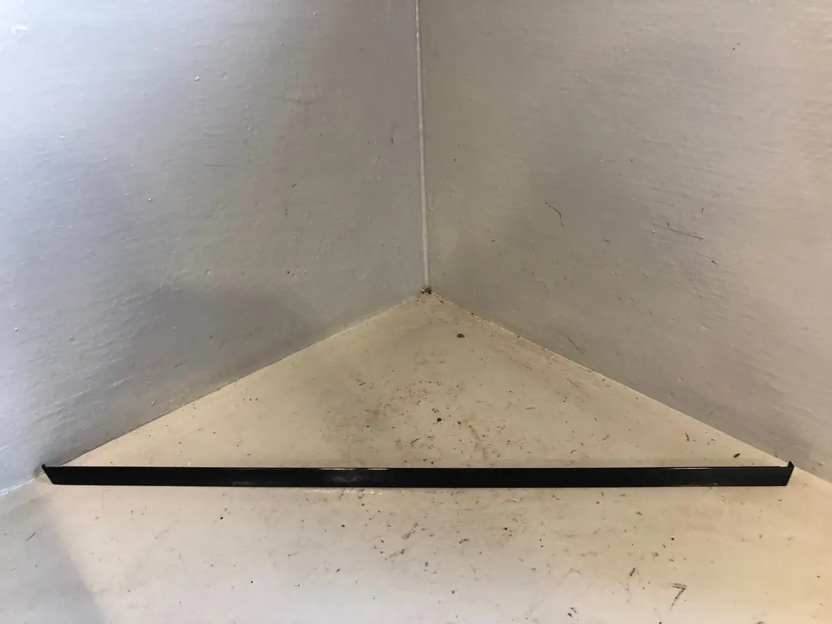 Range Rover L405 Door Moulding Trim Near Side Rear Black Land Rover 1