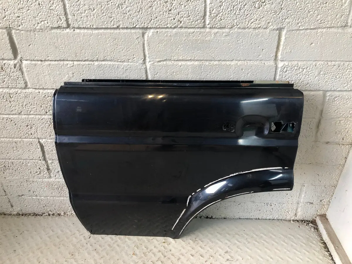 Discovery 2 Door Near Side Rear Adriatic Blue Land Rover 1998 To 2004 R19026 1
