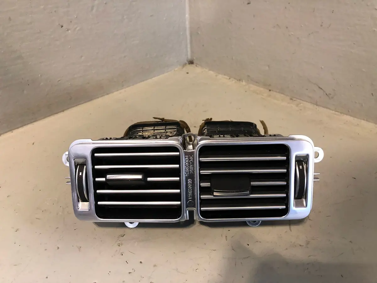 Range Rover L405 Rear Passenger Air Vents Centre Console Ck52014a22-Aa 1