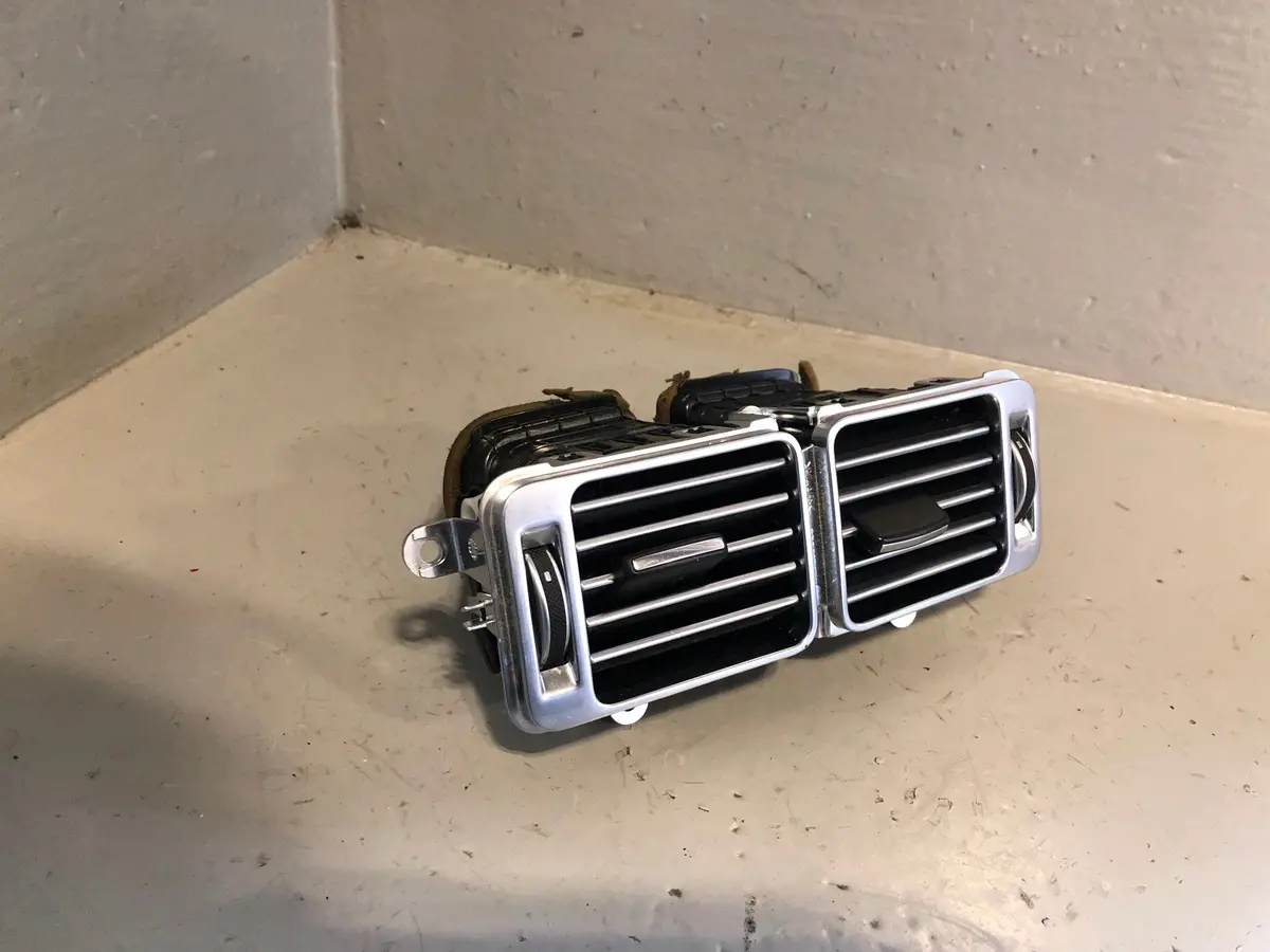 Range Rover L405 Rear Passenger Air Vents Centre Console Ck52014a22-Aa 2