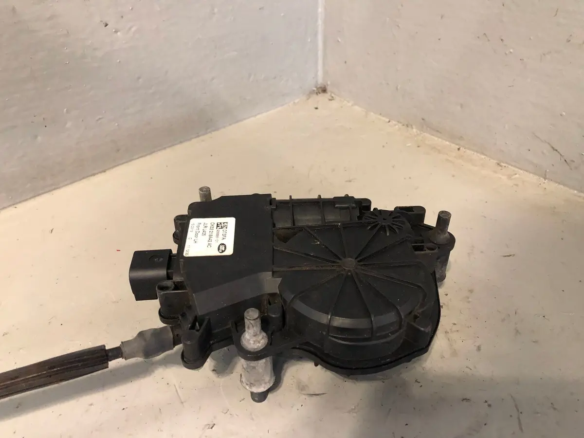 Range Rover L405 Door Actuator Soft Close Near Side Front Ck52 218A42 Ac 1