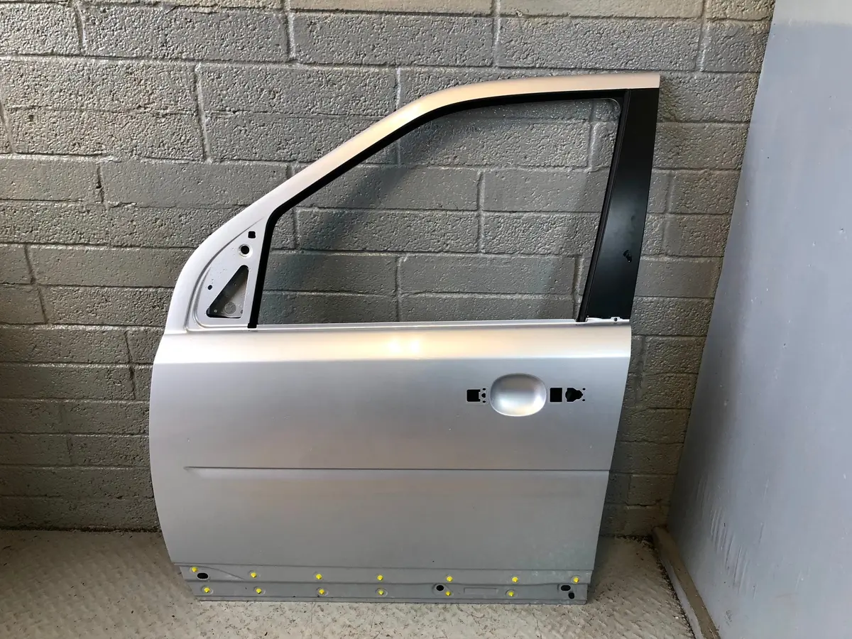 Freelander 2 Door Near Side Front Indus Silver Land Rover 2006 To 2014 R22016 1