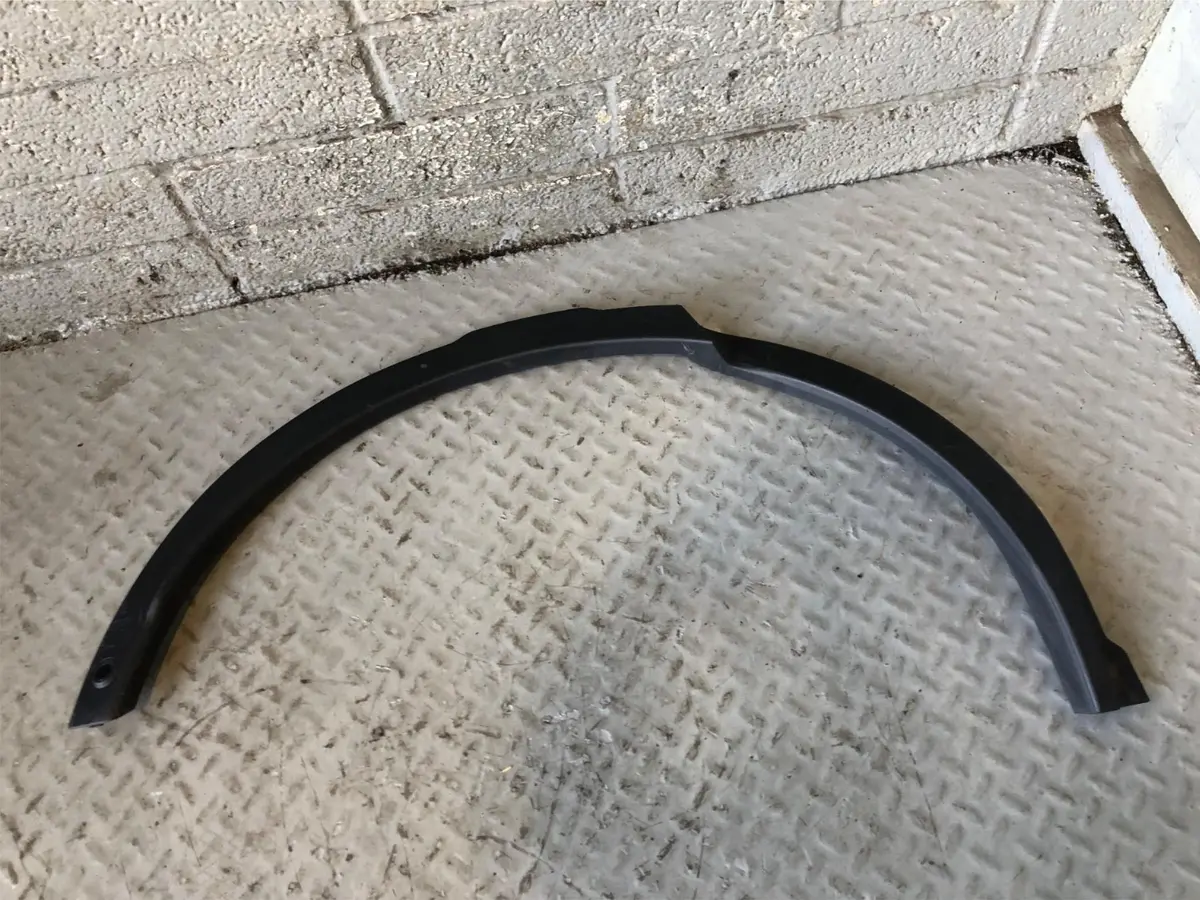 Discovery Sport Wheel Arch Trim Off Side Rear Fk72-290E22-Ac L550 Land Rover 1