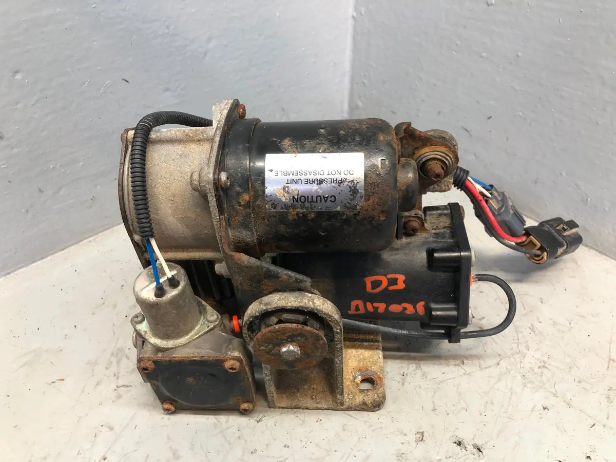Discovery 3 Air Suspension Compressor Hitachi Land Rover 2004 To 2009 D17036 1