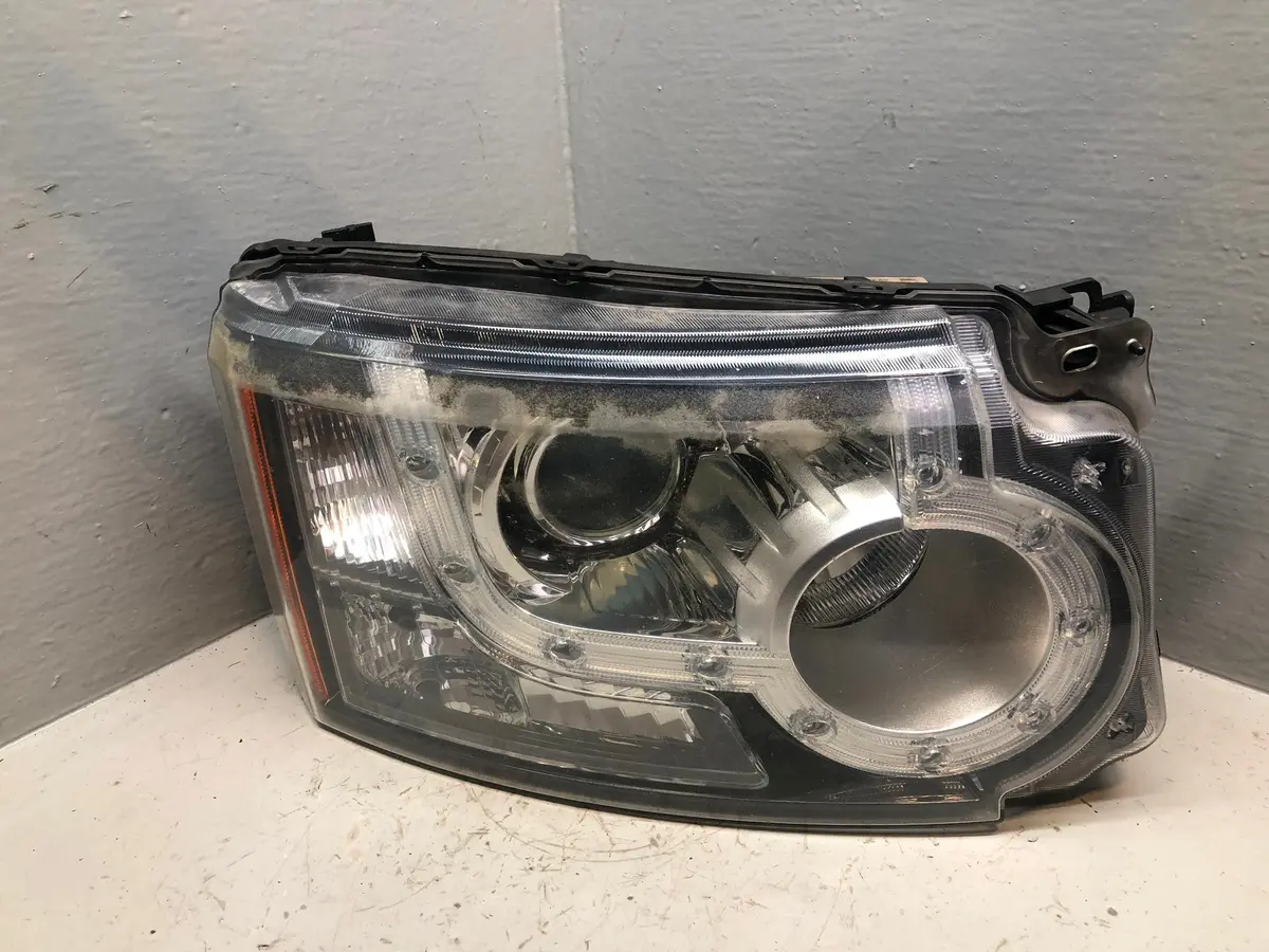 Discovery 4 Headlight Off Side Halogen Right Ah22-13W029-Ab L319 Land Rover 1