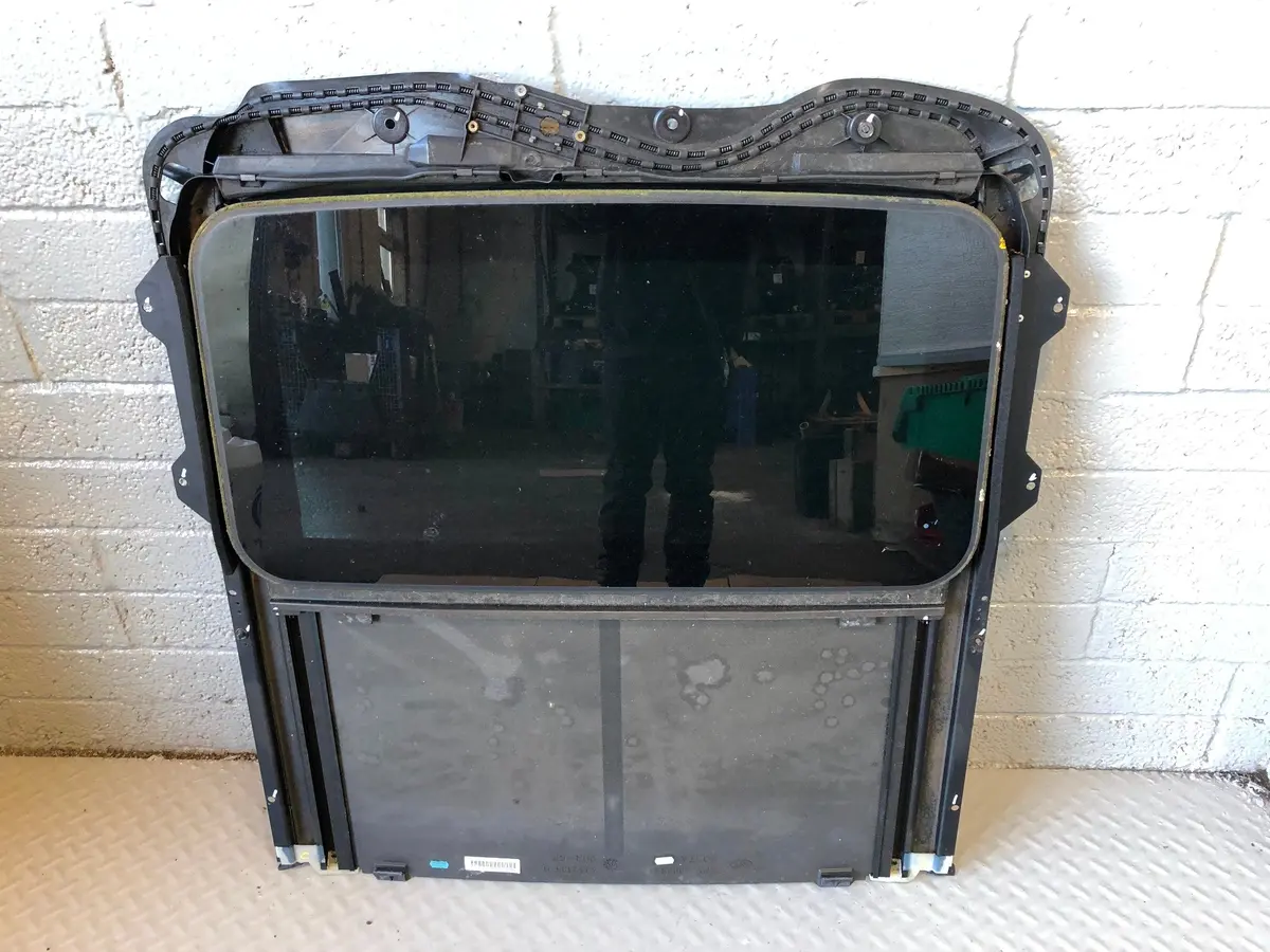 Range Rover Sport Sunroof Blind L320 2005 To 2013 No Motor 1