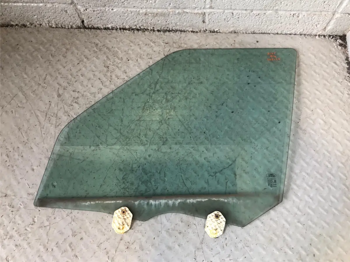 Discovery 4 Window Glass Near Side Front Door Land Rover 2009 To 2016 L05125 1