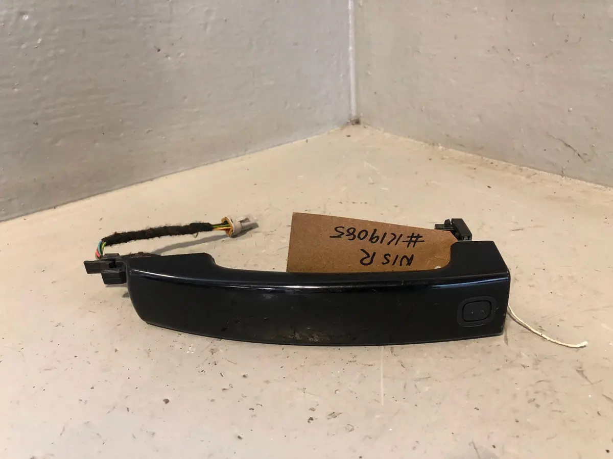 Discovery 4 External Keyless Door Handle Near Side Rear Black Land Rover 1