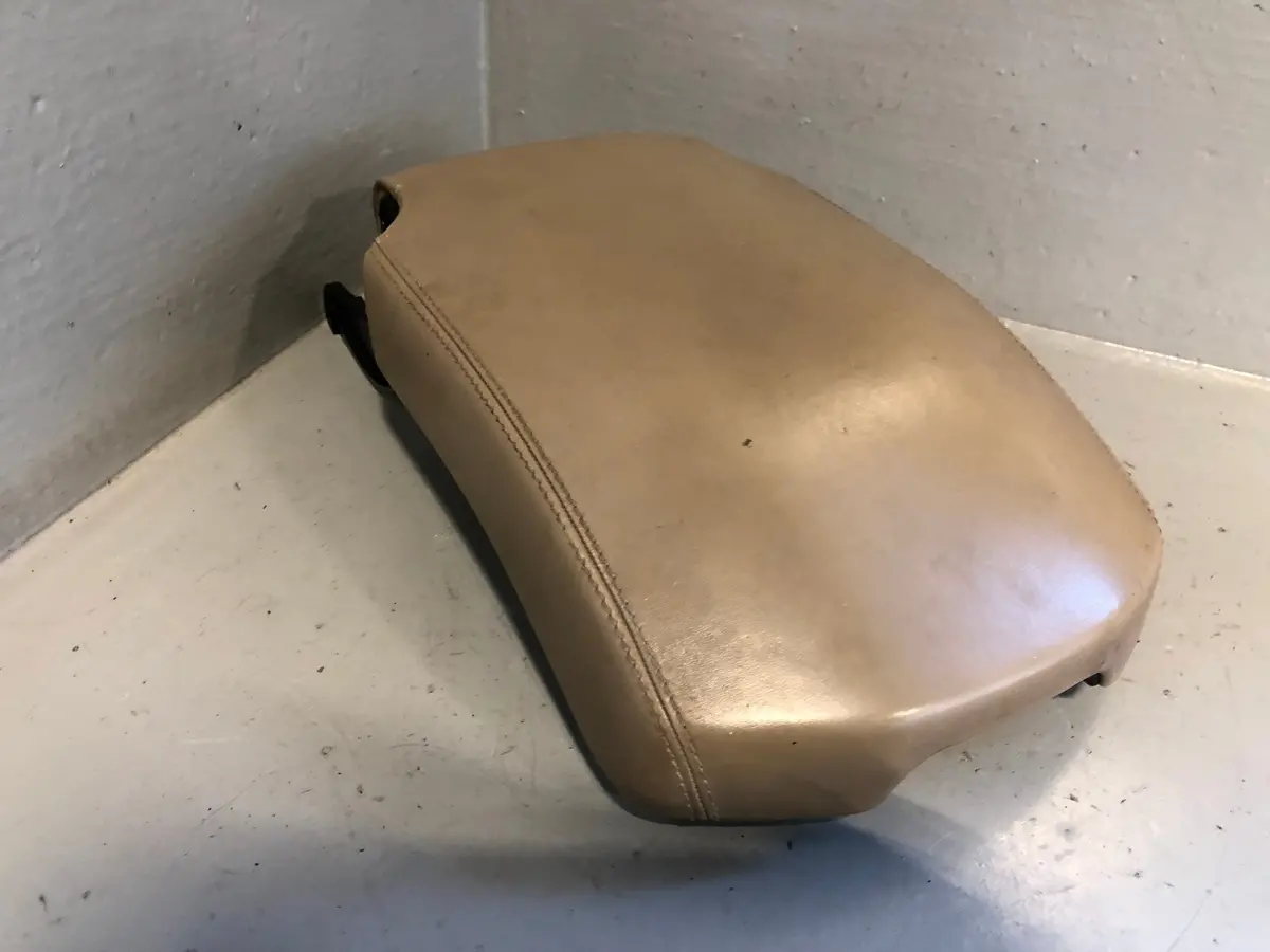 Range Rover L405 Centre Console Front Armrest Lid Almond Leather 2013 To 2017 1