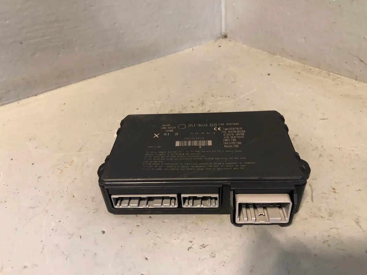Range Rover L405 Keyless Entry Module Dpla-19H440-Bb 2013 To 2017 1