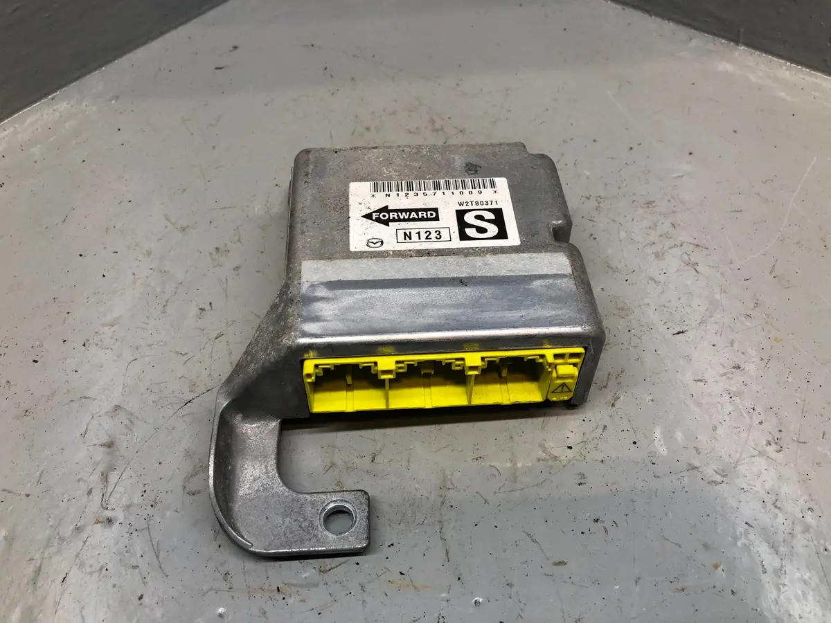 Mazda Mx5 Airbag Control Module Mk3 Nc W2t80371 2016 To 2014 1