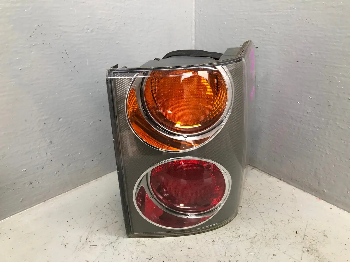 Range Rover L322 Tail Lamp Off Side Rear Light 2002 To 2006 R24036 1