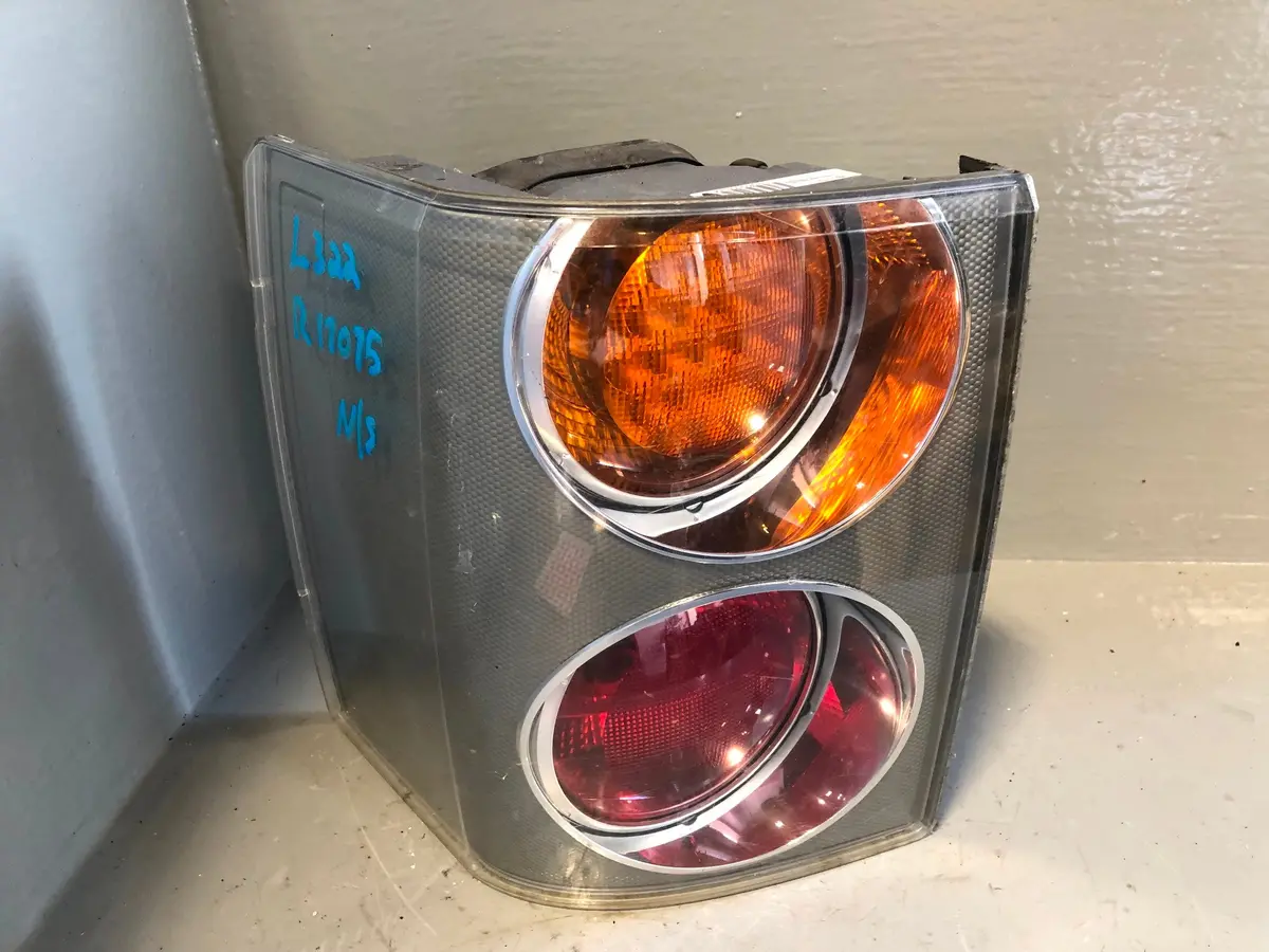 Range Rover L322 Tail Lamp Cluster Near Side Rear Light Xfb000258 2002 To 2006. 1