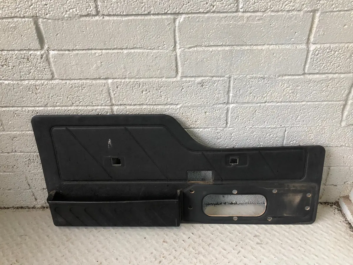 Discovery 2 Tailgate Door Card Interior Black Land Rover 1998 To 2004 R19026 1
