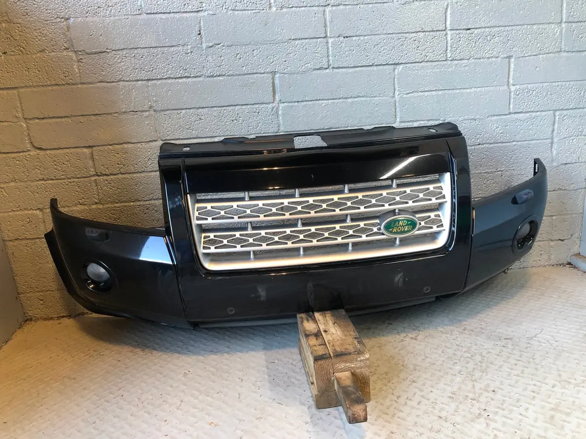Freelander 2 Front Bumper Santorini Black Land Rover 2006 To 2010 R09125 2