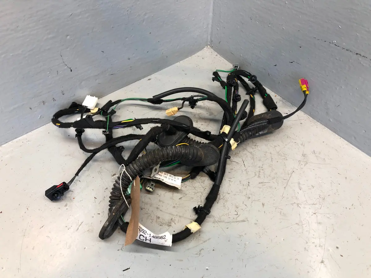 Freelander 2 Tailgate Wiring Loom Harness 7G92-14B562 Ch Land Rover 1