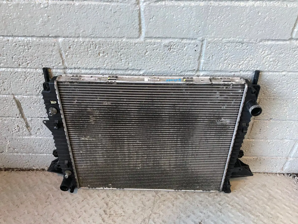 Radiator Engine Cooling Pcc500112 Range Rover Sport Discovery 3 Land Rover Auto 1