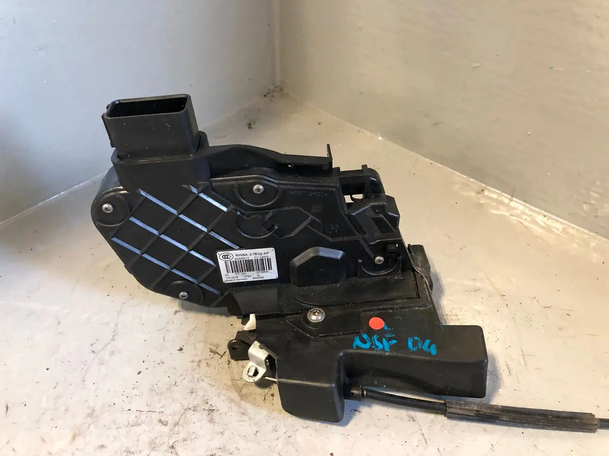 Discovery 4 Door Lock Actuator Near Side Front Land Rover No Cables 1