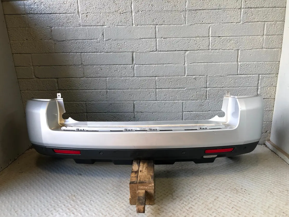 Freelander 2 Rear Bumper Indus Silver Land Rover 2011 To 2014 R22016 1