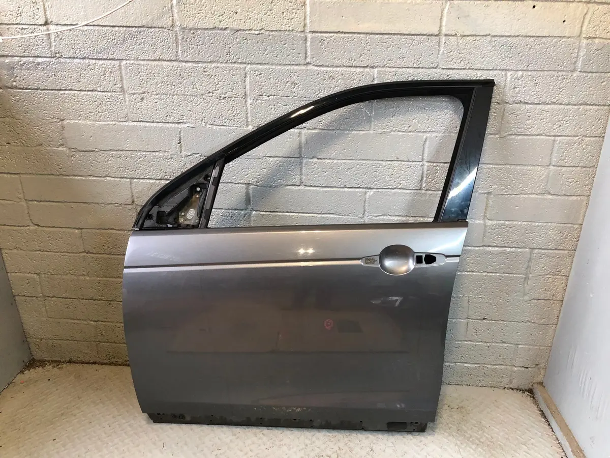 Discovery Sport Door Near Side Front Corris Grey L550 Land Rover L29016 1