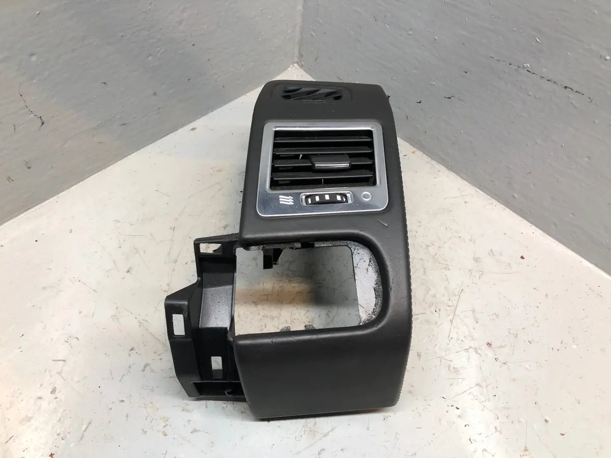 Range Rover Sport Air Vent Off Side Outer Dashboard Leather Trim 2009 To 2013 1