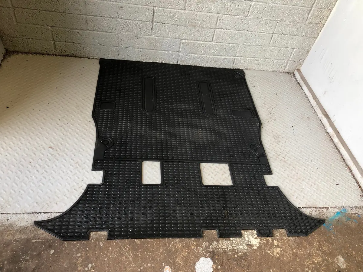 Discovery 2 Rubber Boot Liner Extended Floor Mat Land Rover 1998 To 2004 R19026 2