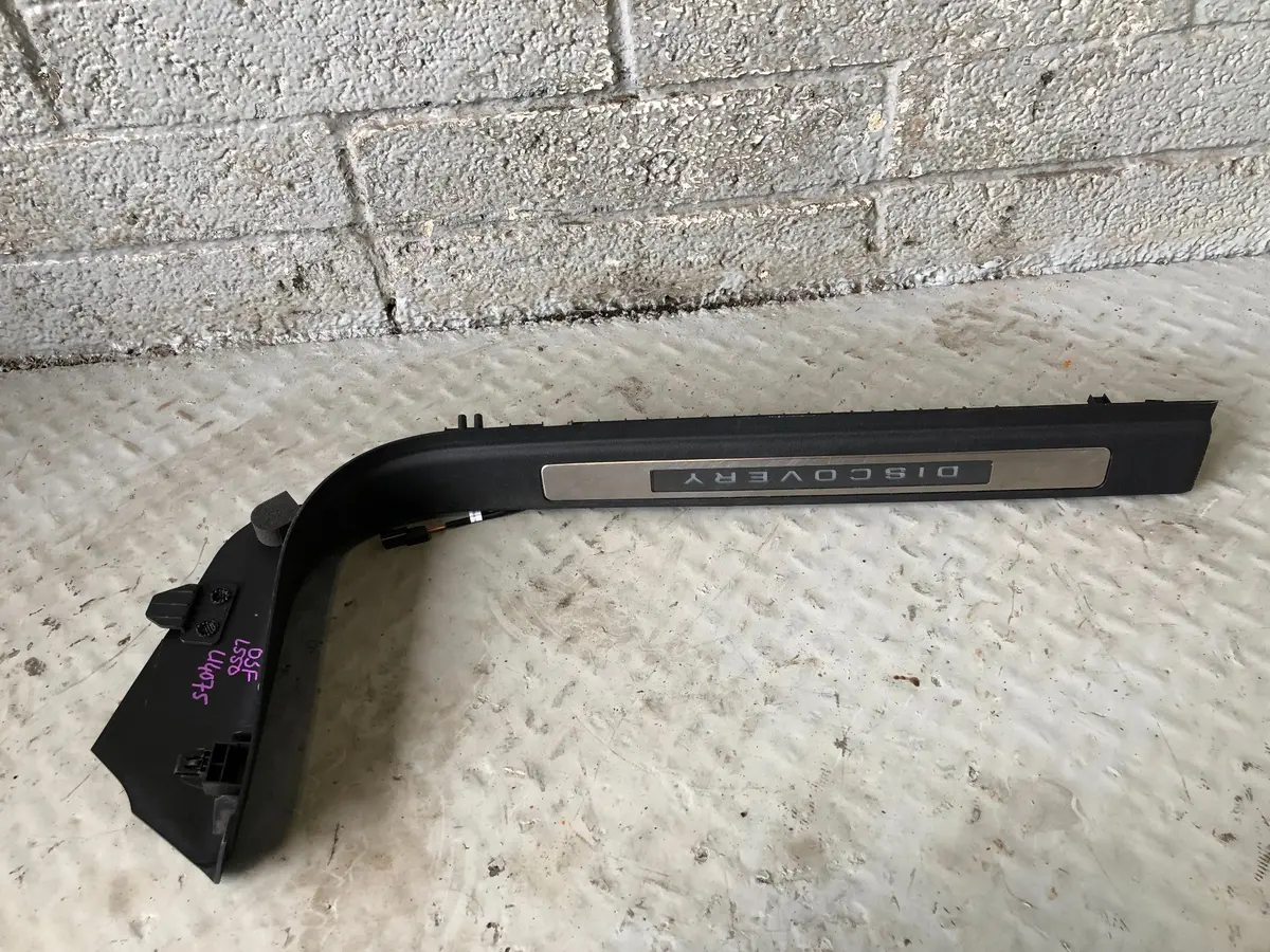 Discovery Sport Sill Trim Illuminated Front Off Side Right L550 2014 To 2019 1