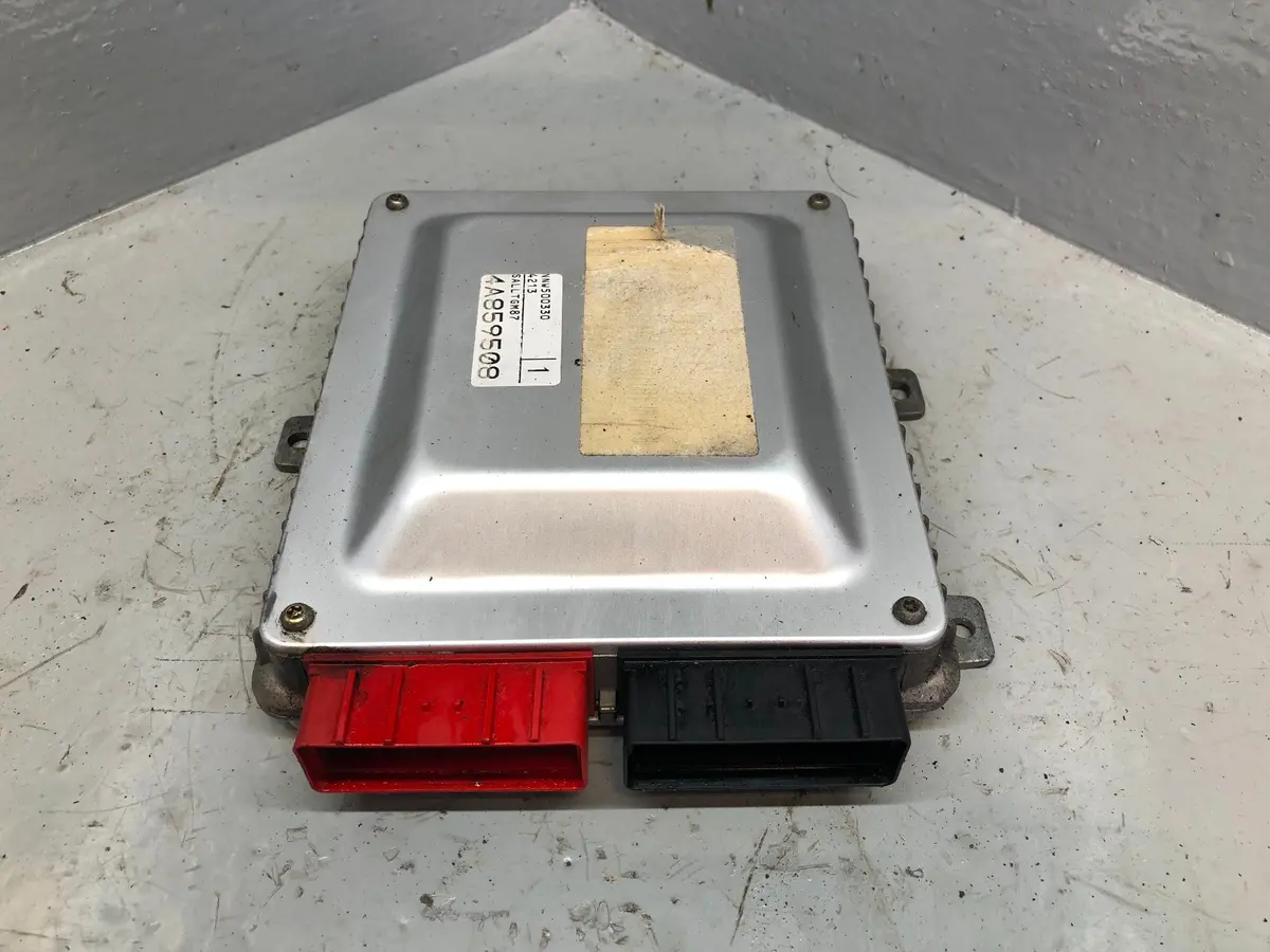 Discovery 2 Nnn500250 Main Engine Ecu Flashable Land Rover 1998 To 2004 1