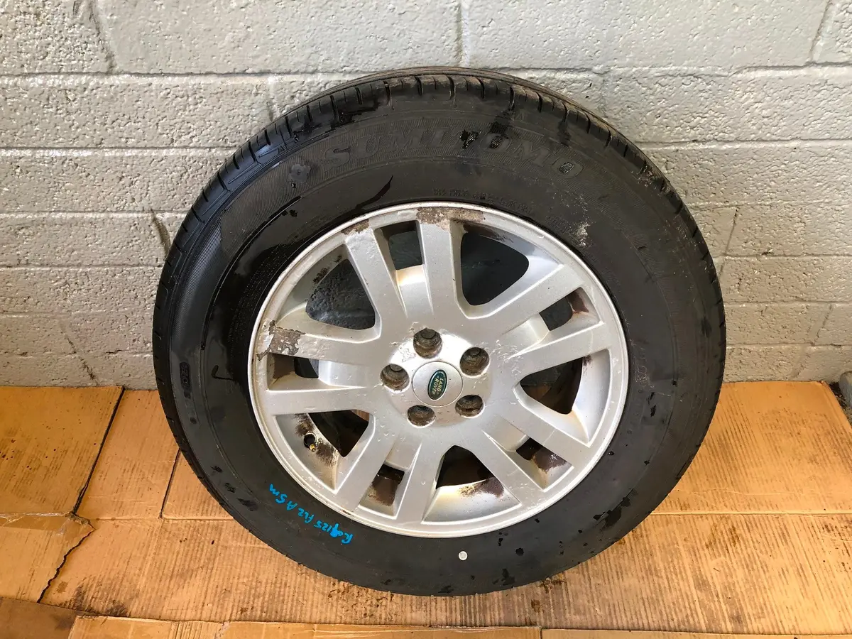 Freelander 2 Alloy Wheels And Tyres 17" Land Rover 235/65R17 2006 To 2015 R09125 2