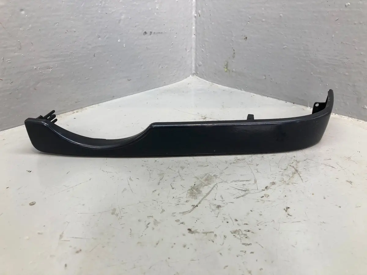 Discovery 2 Headlight Trim Near Side Adriatic Blue Land Rover 2002 To 2004 1