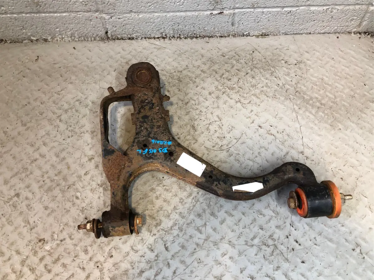 Discovery 3 Control Arm Front Lower Suspension Right Land Rover Poly Bush K12016 1