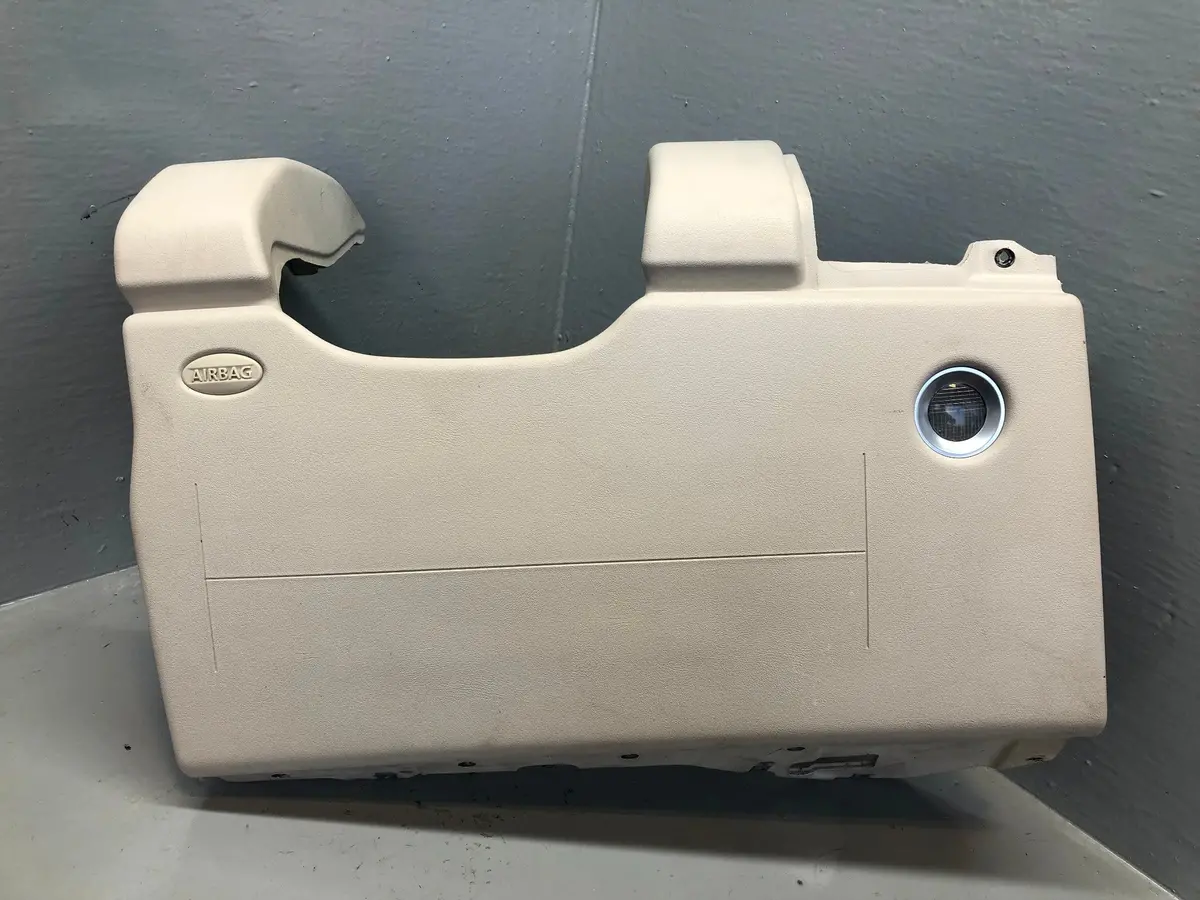 Range Rover L322 Driver Knee Crash Protection Facelift Ivory 2006 To 2013 1