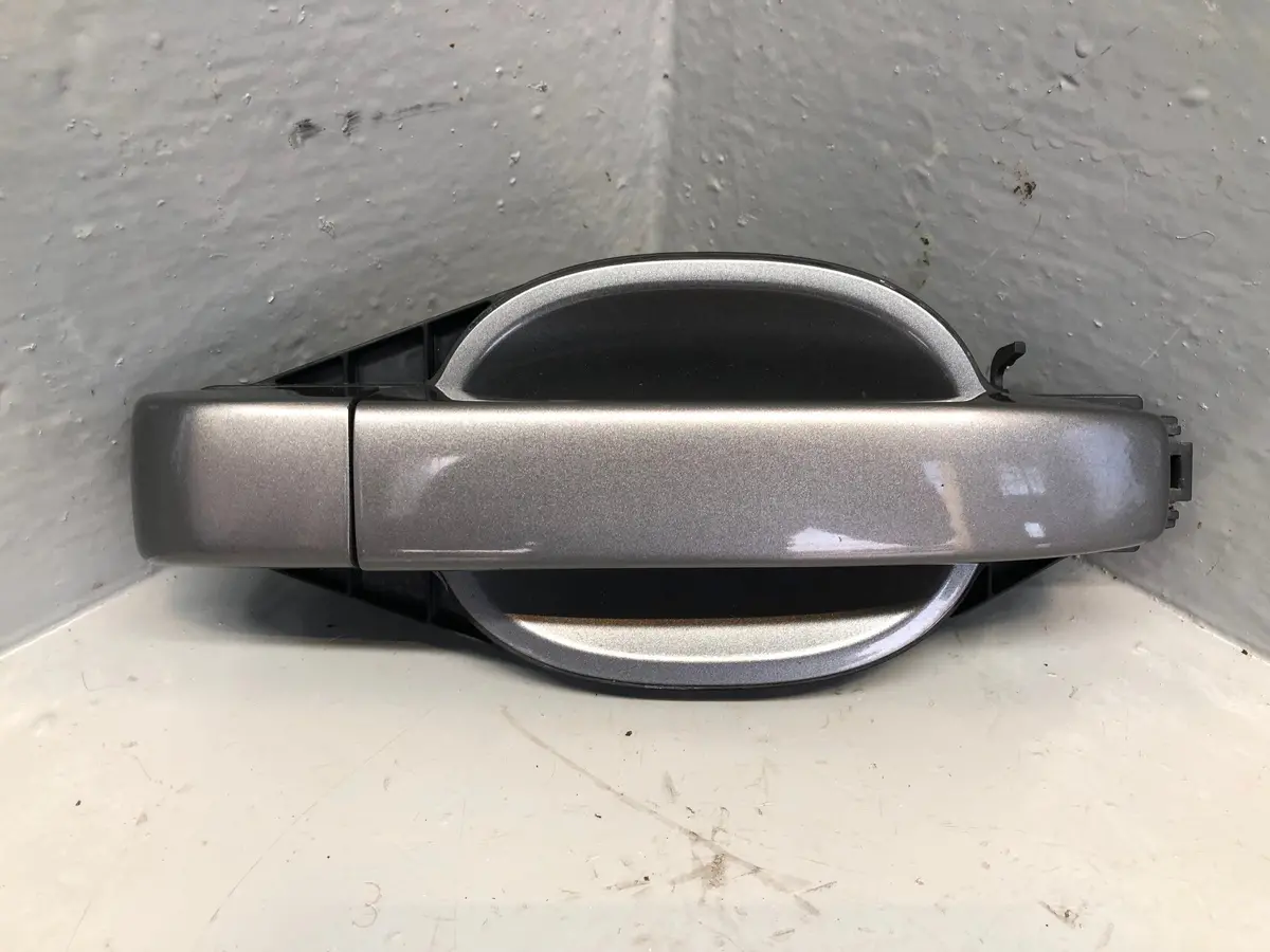 Range Rover L322 Door Handle In Stornoway Grey Off Side Rear 2006 To 2013 1