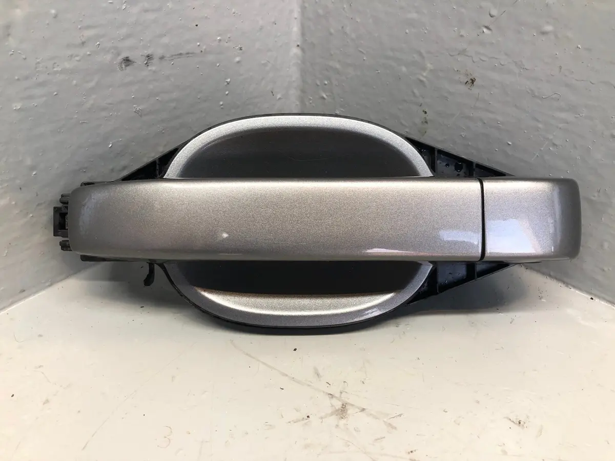 Range Rover L322 Door Handle In Stornoway Grey Near Side Rear 2006 To 2013 1