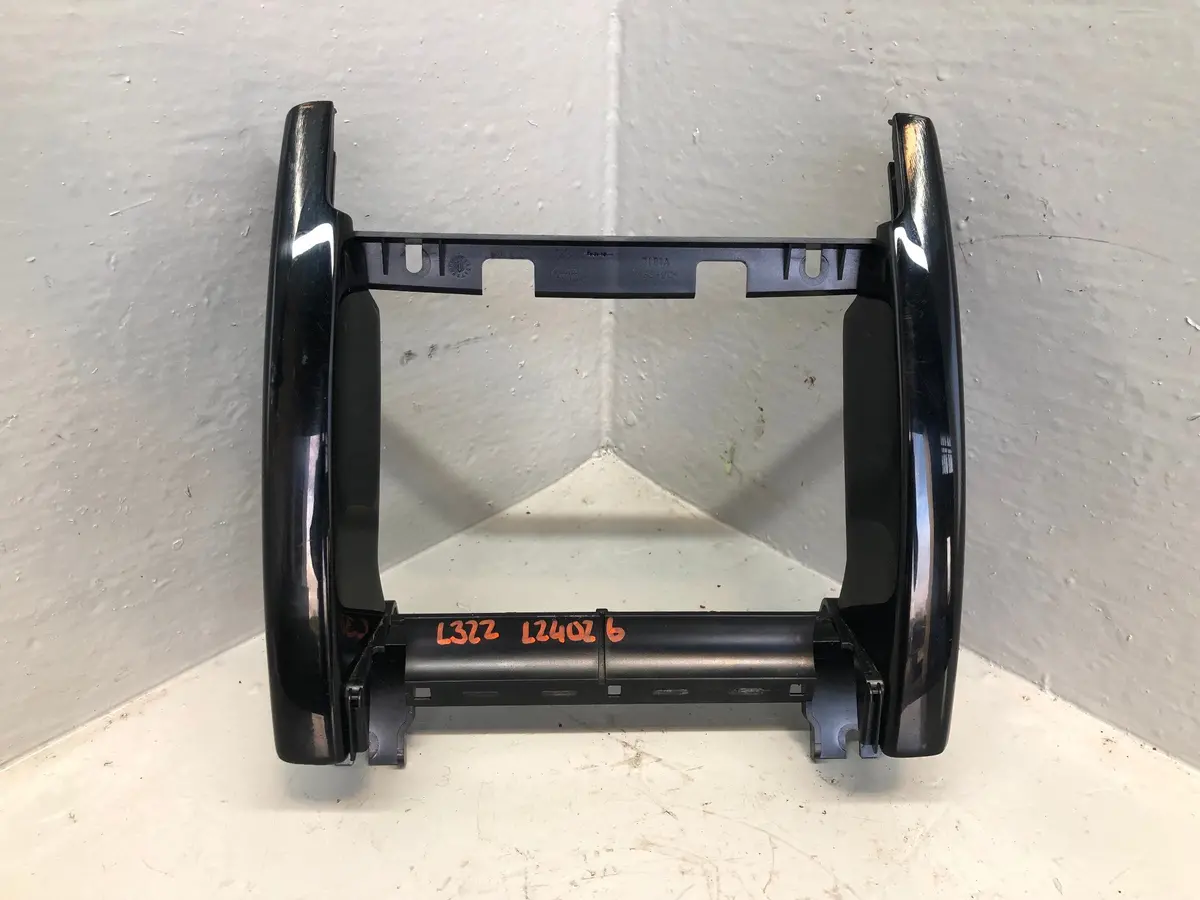 Range Rover L322 Centre Console Rear Trim In Gloss Black Fjv501140 2010 To 2013 1