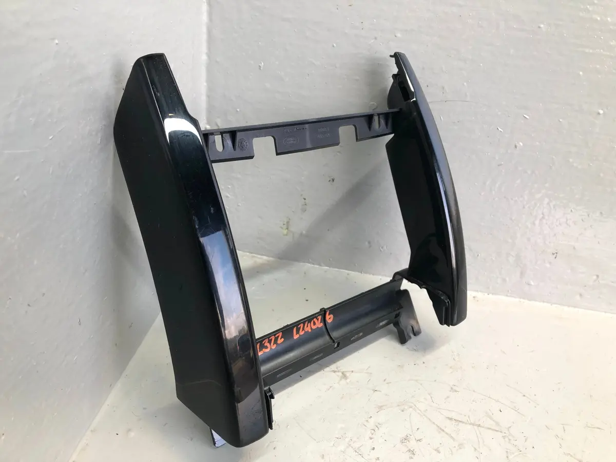 Range Rover L322 Centre Console Rear Trim In Gloss Black Fjv501140 2010 To 2013 2