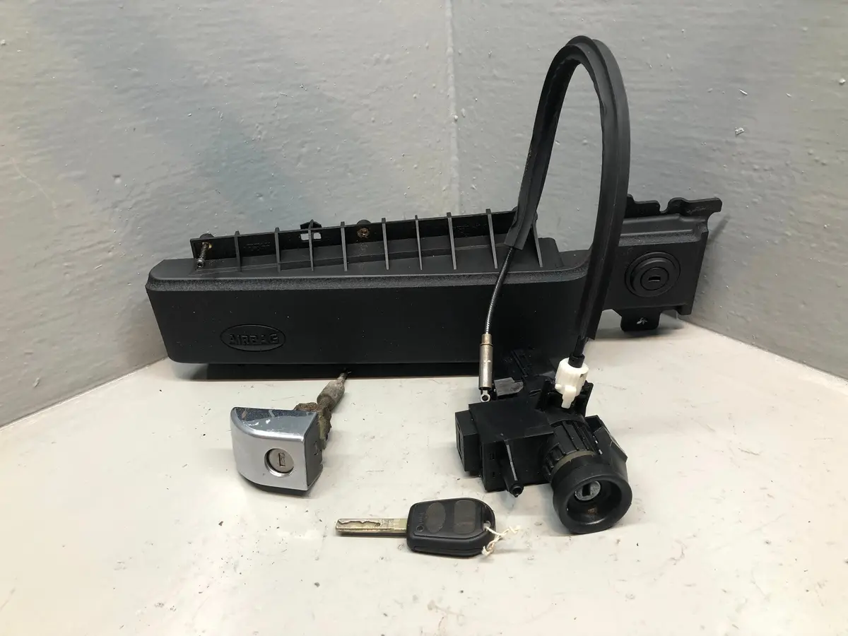 Range Rover L322 Ignition Barrel With Key Lock Set Td6 2002 To 2006 L16125 1