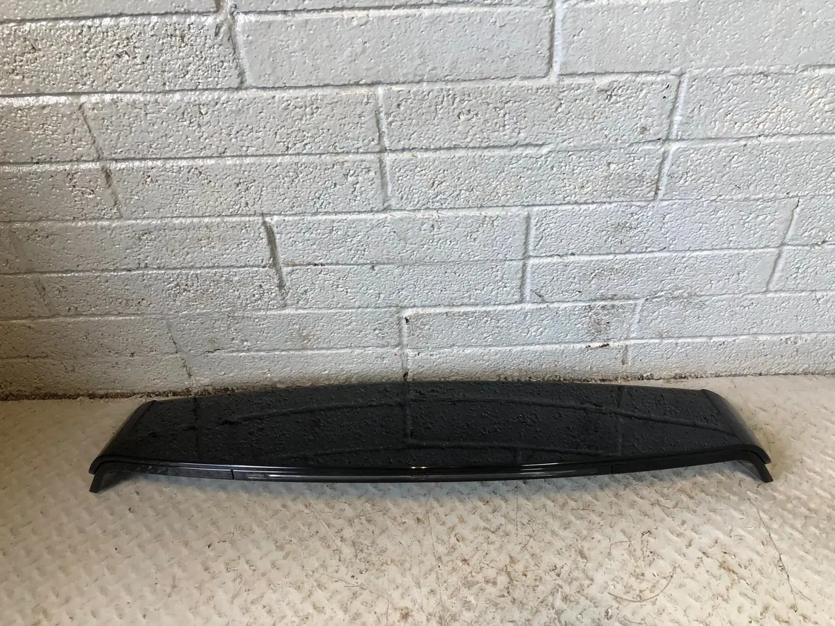 Discovery Sport Spoiler Tailgate Rear Black L550 Land Rover L29016 1